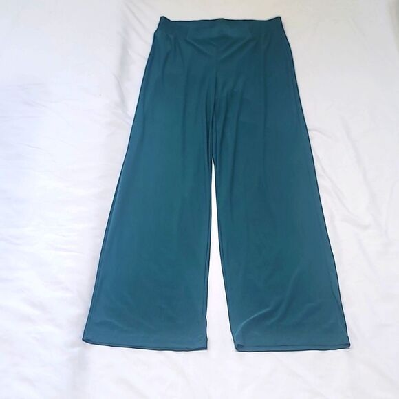 Iman Women's Wide-Legged Slacks - Picture 1 of 4